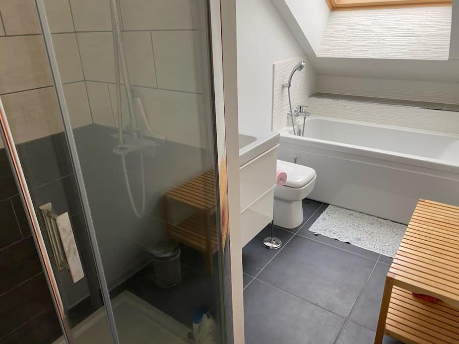 Maison Confortable Pour 10 Personnes Avec Jacuzzi Houlgate Eksteriør billede